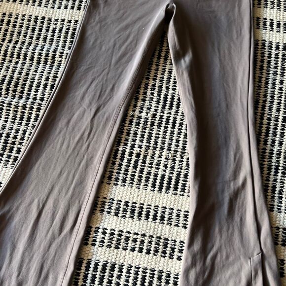 Velocity Size Small taupe brown women’s athletic wear pants flare bottom - Picture 4 of 8
